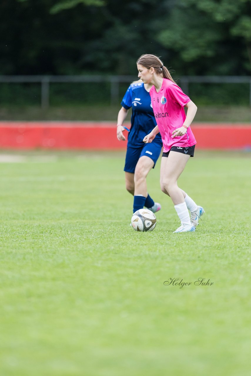 Bild 228 - Loewinnen Cup